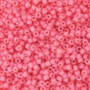 Miyuki Delica Beads 1,6mm Duracoat dyed Opaque Guava DB2115 ca 7,2 gr