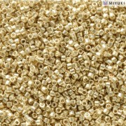 Miyuki Delica Beads 1,6mm DB2501 Duracoat Galvanized Pale Gold ca 5 gr