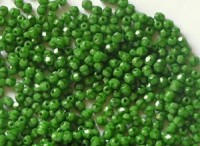 Glasschliffperlen 3mm Grün Opak meliert 100 Stück