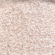 Miyuki Delica Beads 1,6mm DB1510 opaque matt blushed White ca 5gr
