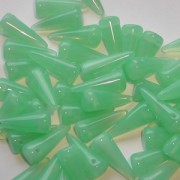 Spikes Glasperlen 13x5mm Mint Opal 24 Stück