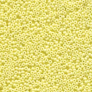 Miyuki Rocailles Beads 1,5mm 4451 Duracoat opaque dyed Pale Yellow ca 11gr