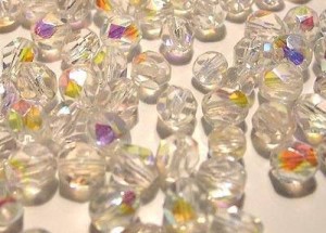 Glasschliffperlen 6mm Crystal irisierend