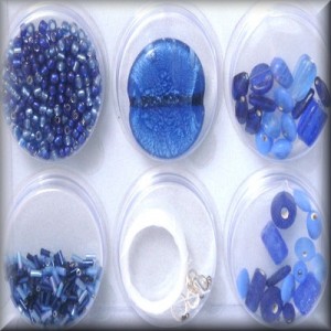 Perlen Mix inclusive Zubehör blau