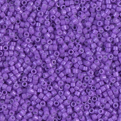 Miyuki Delica Beads 1,6mm DB1379 Dyed opak Violet ca 5gr