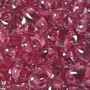 Twin Beads TWN38698 2,5x5mm Crystal Dark Rose Colorlined ca23gr.