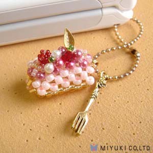 Miyuki Minicake Charm Kit Strawberry Minicake Roll