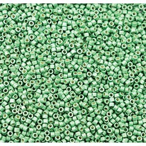 Miyuki Delica Beads 1,6mm DB1844F Duracoat frosted galvanized Dark Mint Green ca 7,2 Gr.