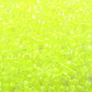 Miyuki Delica Beads Neon 1,6mm DB2031 luminous Chartreuse ca 5gr
