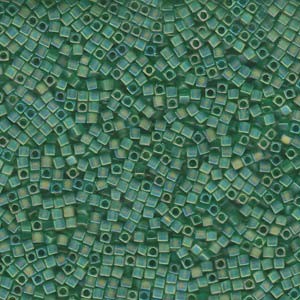 Miyuki Würfel Beads, Cube, Square Beads 1,8mm 0146FR transparent rainbow matt Green 12gr