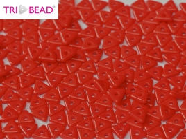 TRI Beads 4mm 93200 Opacque Red ca 10 gr